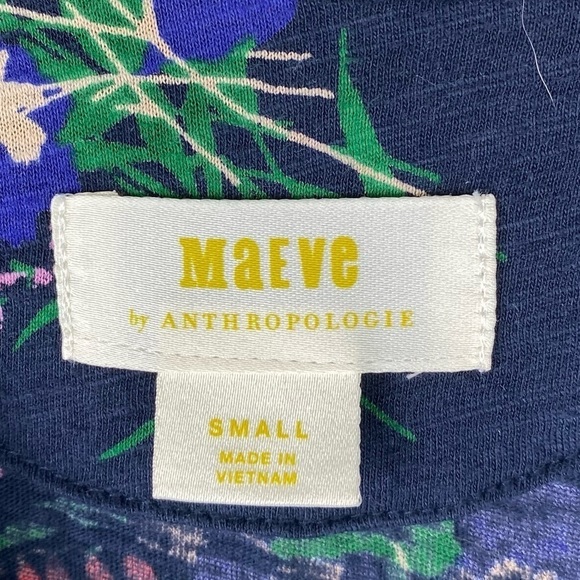 Anthropologie Blue V-neck tropical stretch knit top size M - Picture 12 of 15